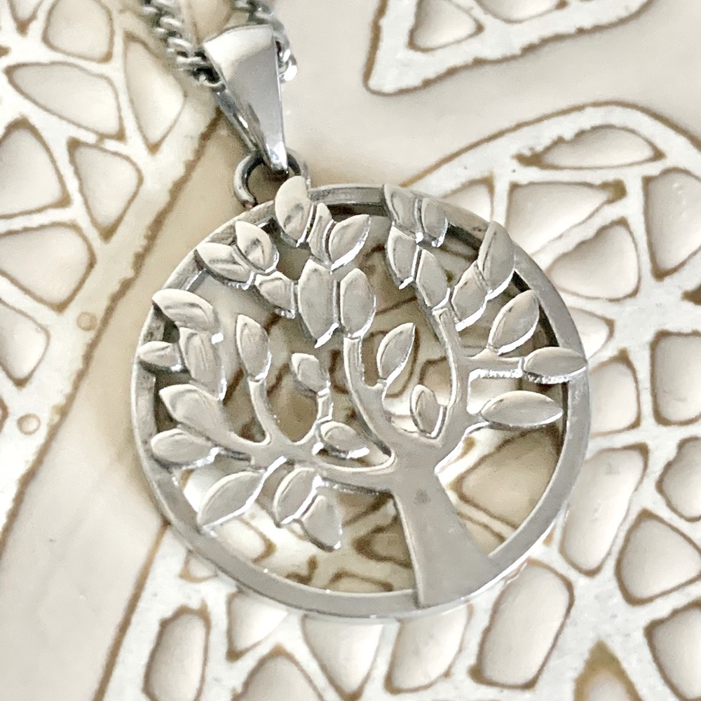 ✨STAINLESS STEEL✨TREE OF LIFE MEDALLION NECKLACE